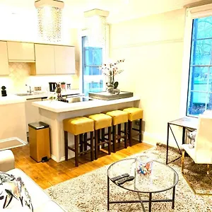 https://emmanuel-house-lovely-one-bedroom-apt-in-a-historical.cambridgehotelsuk.com